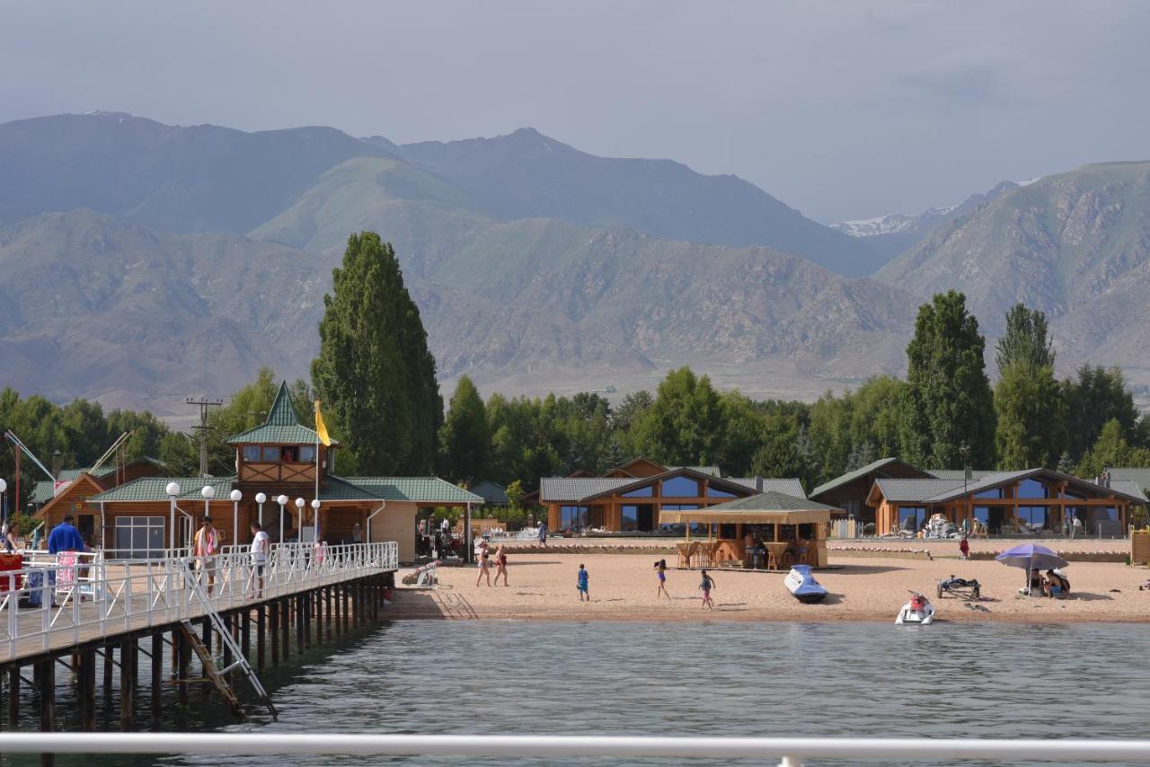Resort Center Raduga Dolinka Kültér fotó
