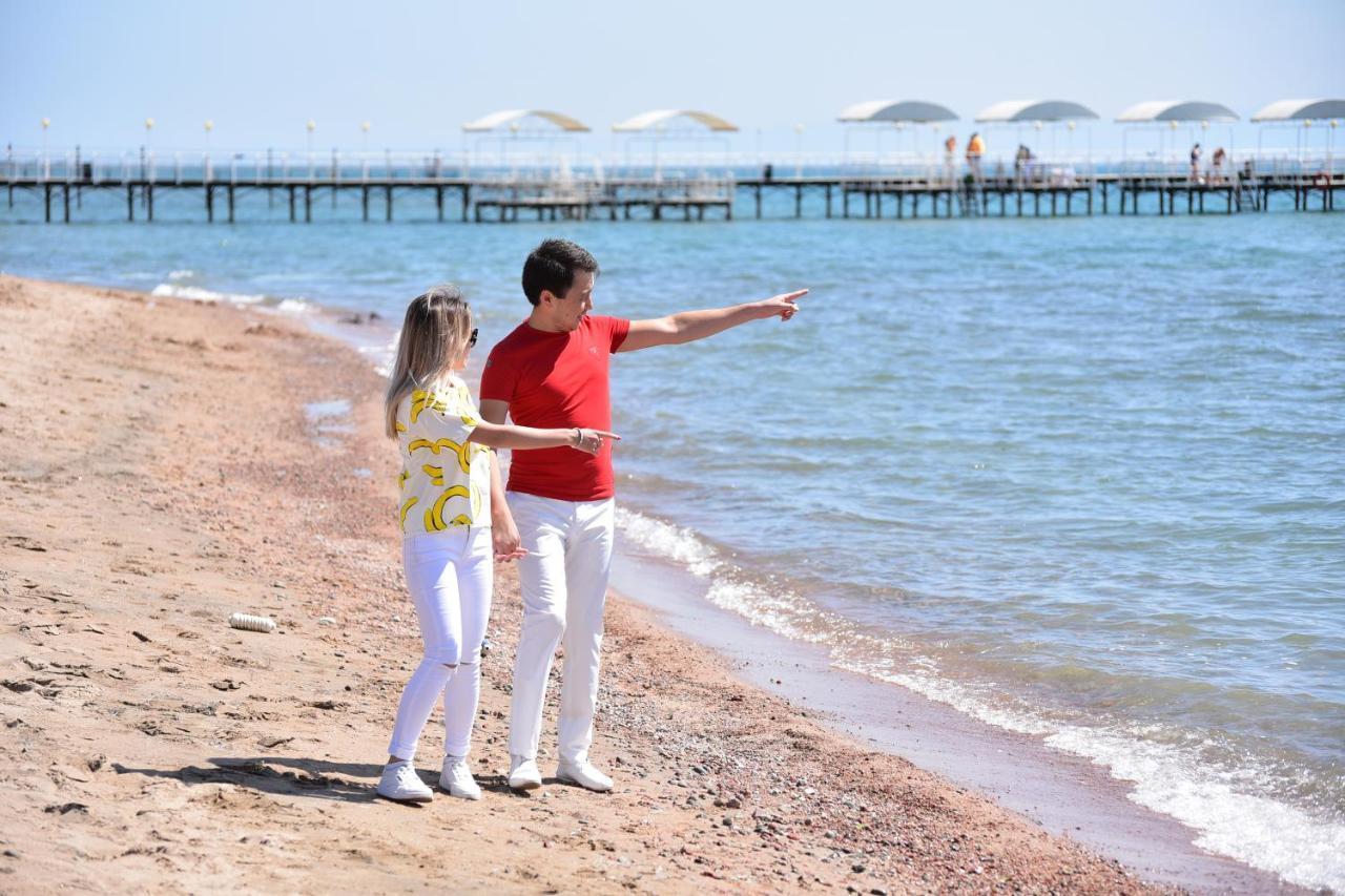 Resort Center Raduga Dolinka Kültér fotó